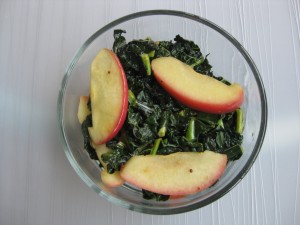 Sauteed Kale with Apple
